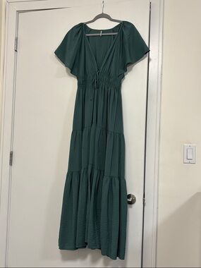 Women's Deep Green Tiered Maxi Dress with Tie Waist